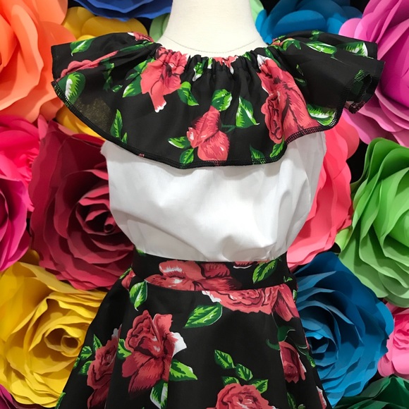 Mexican two piece T2 style Jalisco 14” long the skirt and blouse black - Picture 7 of 7